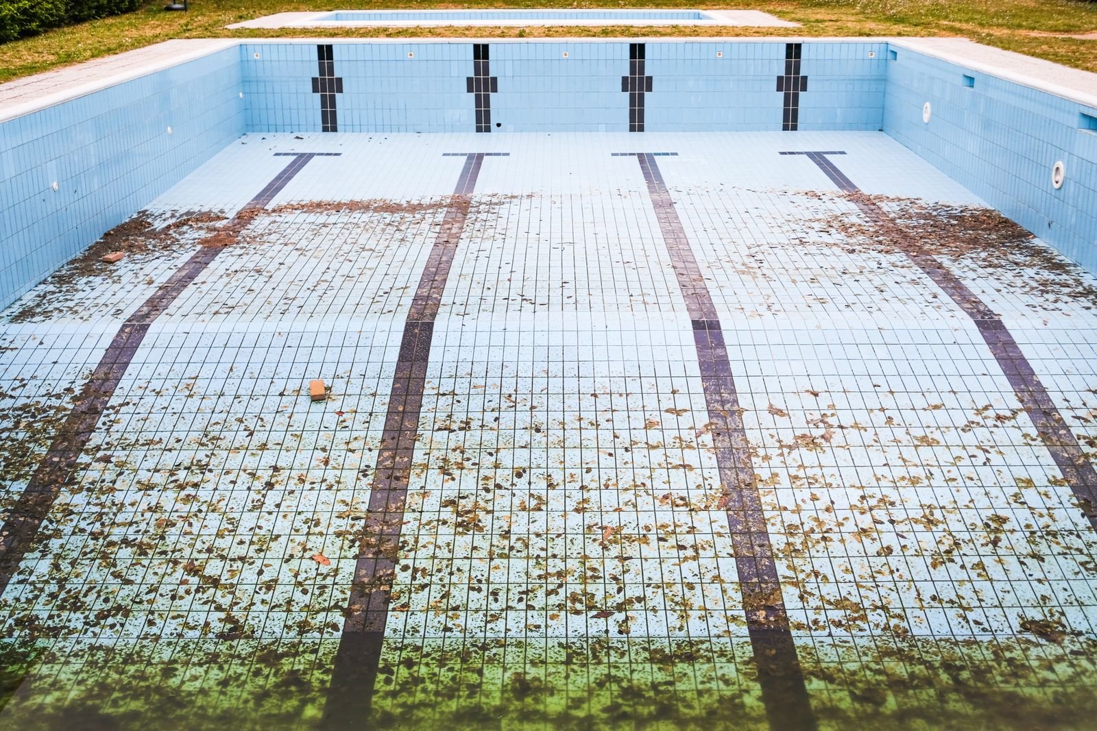 Steps, tile & surface detail